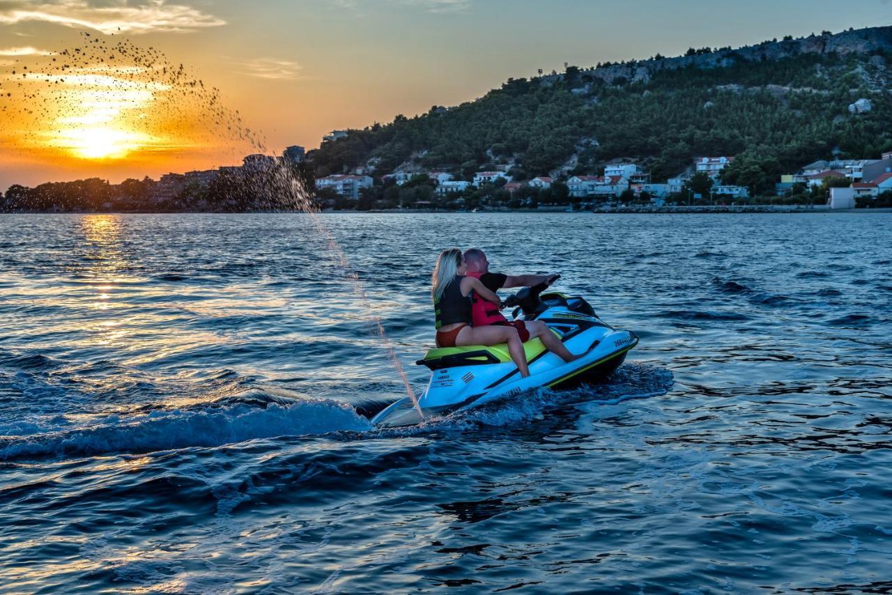 Hotel Plaza Duće Екстериор снимка
