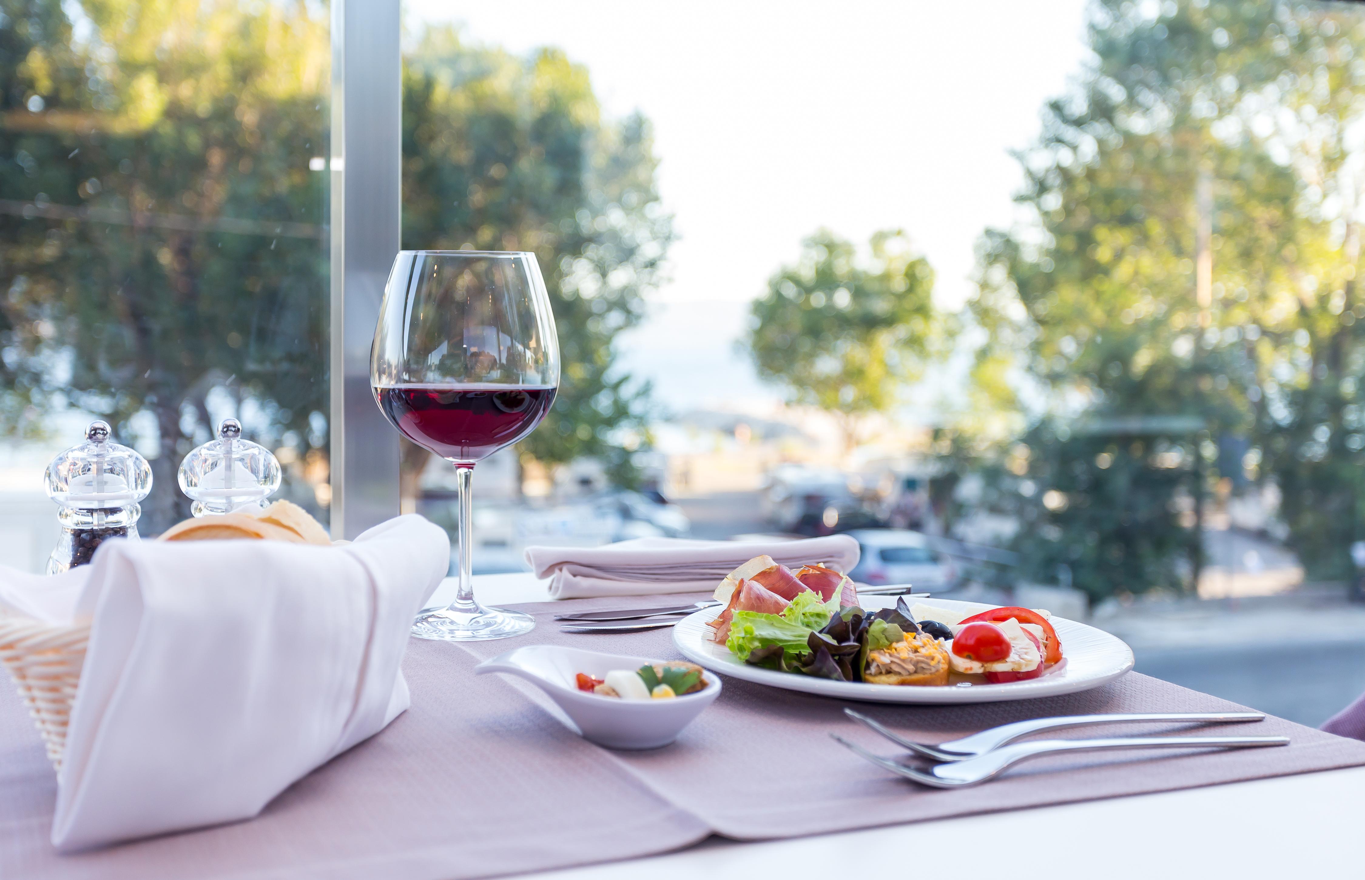 Hotel Plaza Duće Екстериор снимка