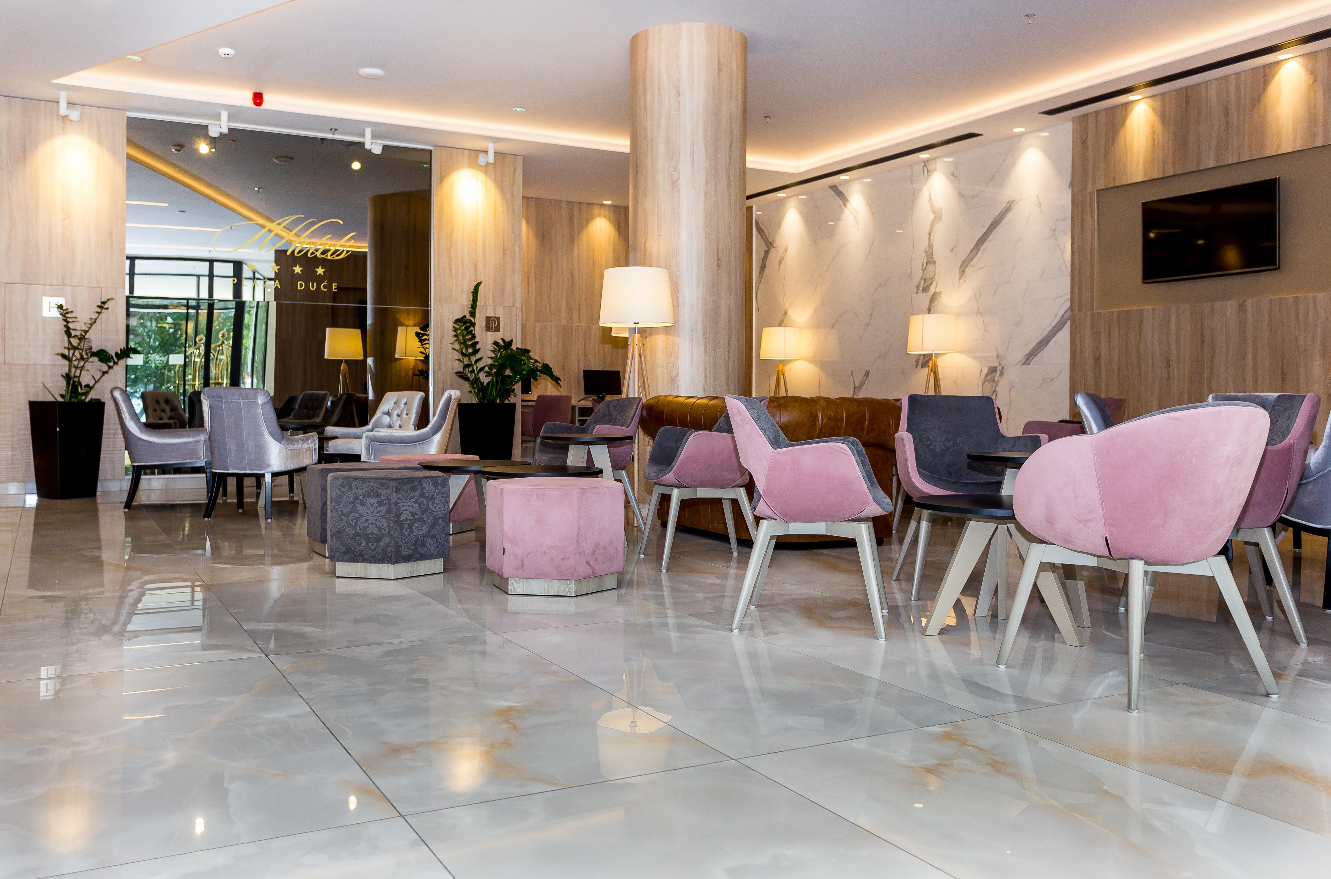 Hotel Plaza Duće Екстериор снимка